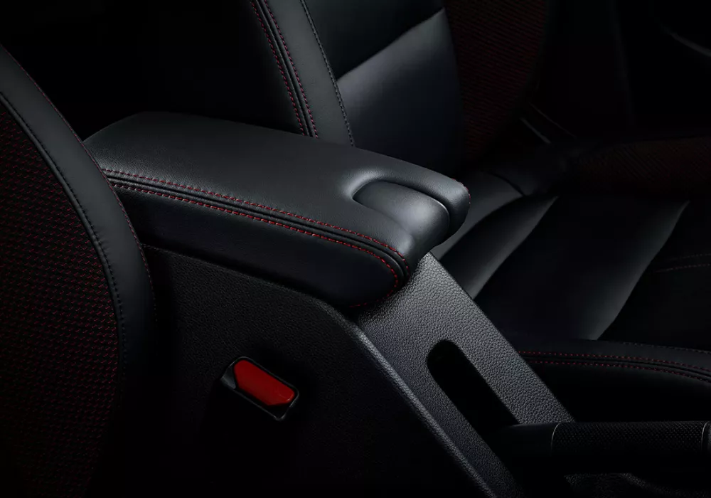 Leather-Wrapped Console Box with Armrest