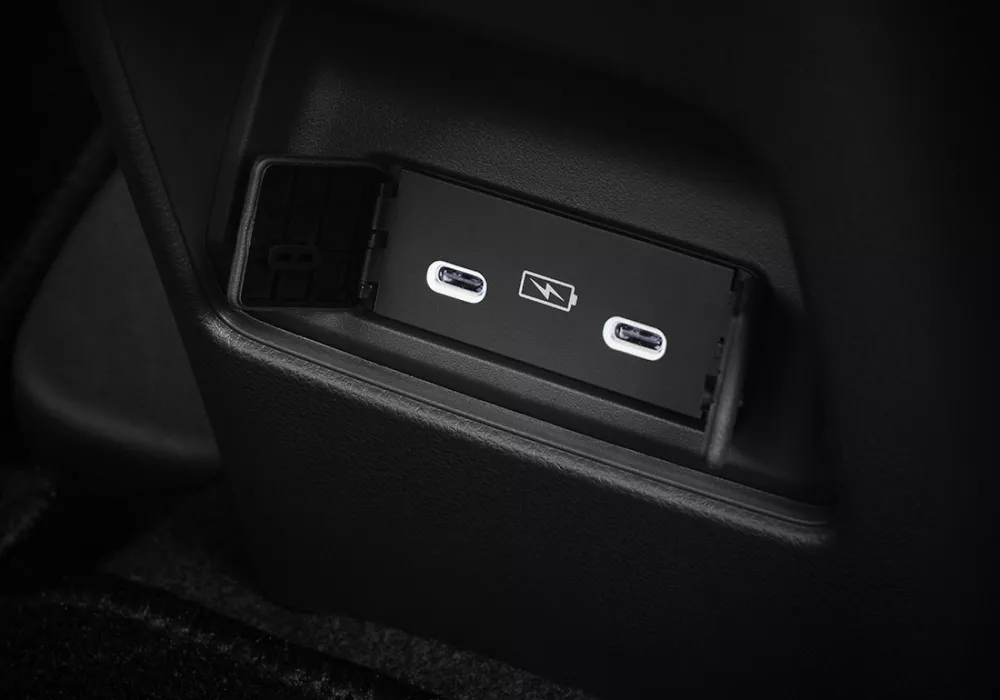 Dual USB Charger Type C