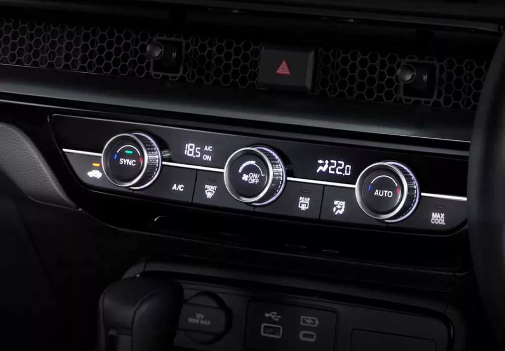 Dual Zone Auto A/C