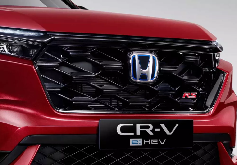 Bold Front Grille Design