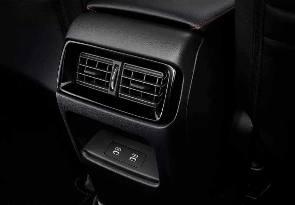 2nd row A/C with USB C port