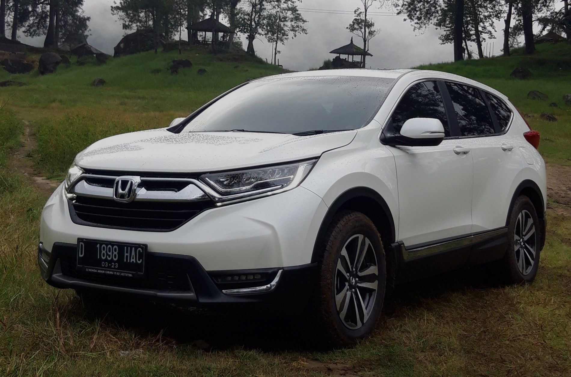 Catat Penjualan SUV Tertinggi di Indonesia, Berikut Kisah 5 Generasi CR-V